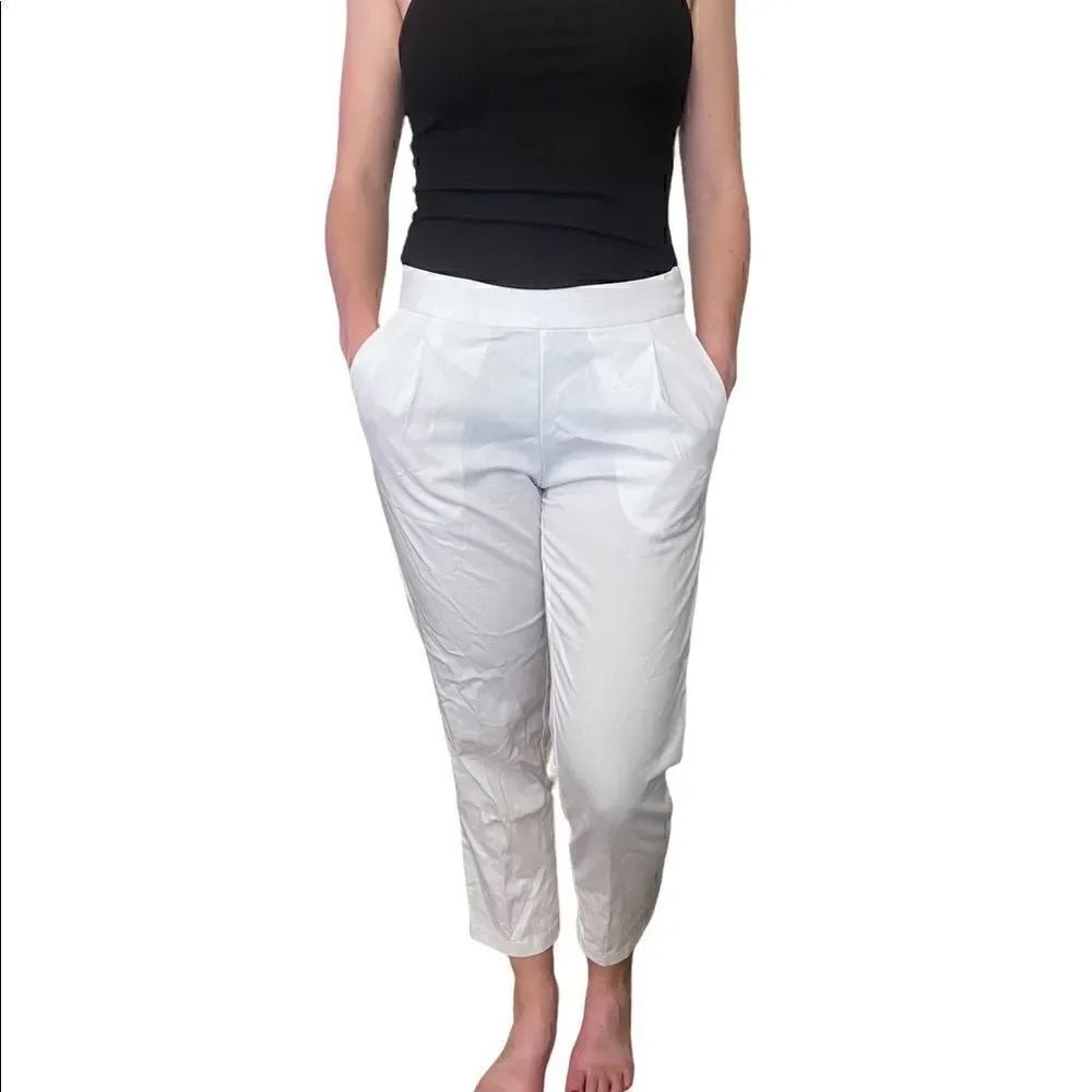 NWT Nike Cropped Golf pants